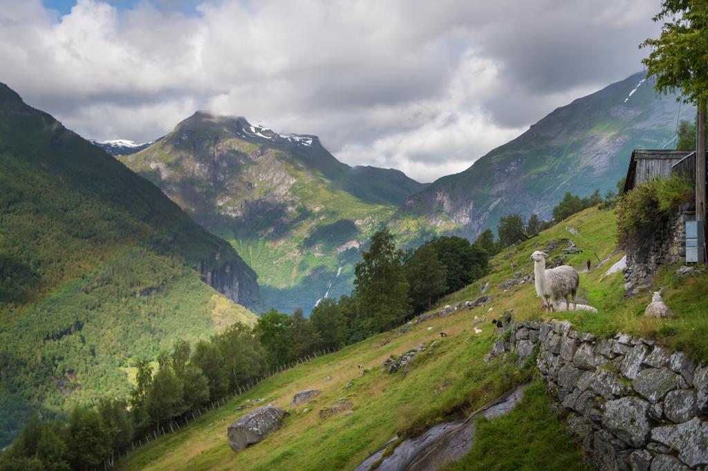 Westeras Gard Geiranger Eksteriør billede